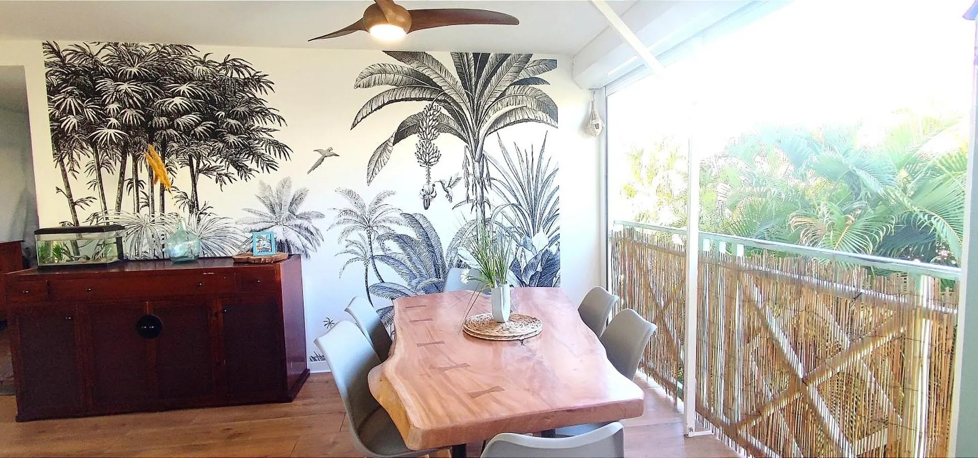 Apartment Paradise Duplex Avec Piscine Et Acces Plage Le Gosier